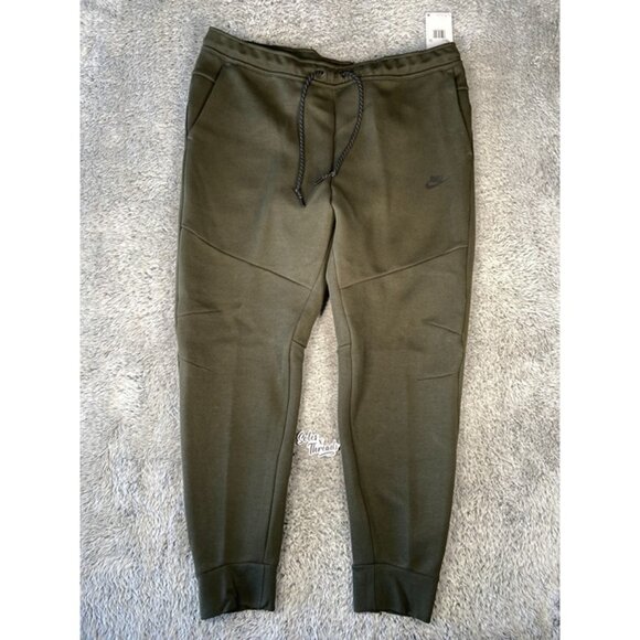 Nike Sportswear Tech Fleece Joggers Size 2XL Men Dark Sequoia Green HV0959-356 - Picture 1 of 6